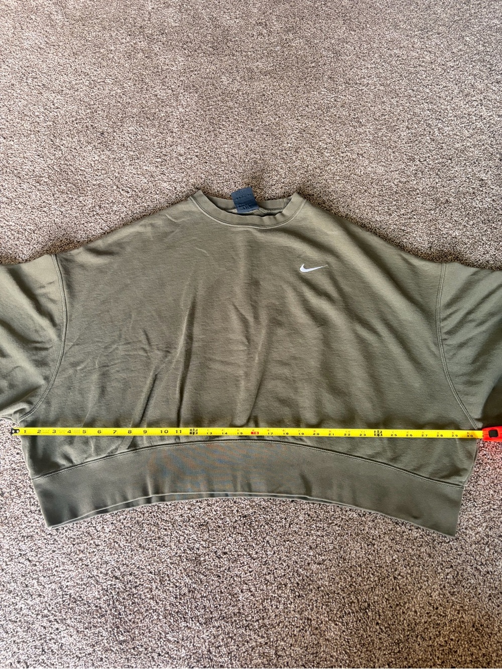 Nike Olive Green Cropped Crewneck Sweatshirt Size XL - Picture 6 of 7
